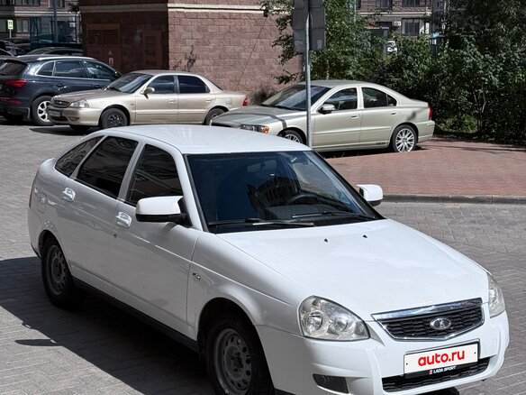 2009 Lada (ВАЗ) Priora I, белый, 315000 рублей - вид 3