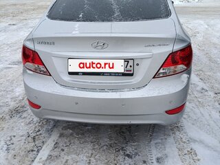 2014 Hyundai Solaris I, серебристый, 950000 рублей, вид 2