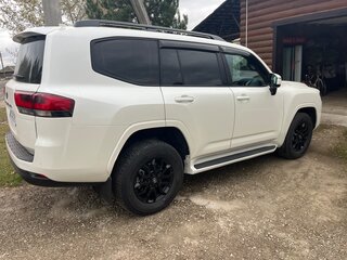 2021 Toyota Land Cruiser 300 Series, белый, 10000000 рублей, вид 2