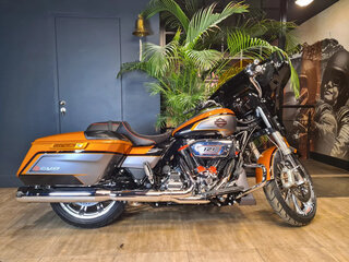 2026 Harley-Davidson CVO Street Glide, оранжевый, 6840000 рублей, вид 5