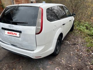 2011 Ford Focus II Рестайлинг, белый, 320000 рублей, вид 2