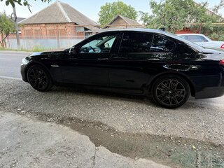 2015 BMW 5 серии 520i VI (F10/F11/F07) Рестайлинг, чёрный, 2010000 рублей, вид 2