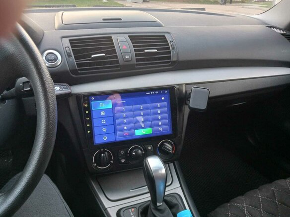 2011 BMW 1 серии 116i I (E81/E82/E87/E88) Рестайлинг, чёрный, 700000 рублей - вид 10