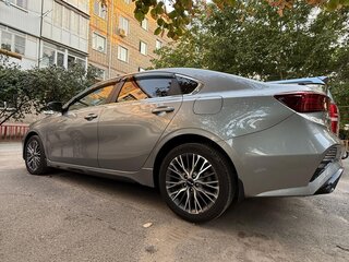2021 Kia Cerato IV Рестайлинг, серый, 2700000 рублей, вид 5