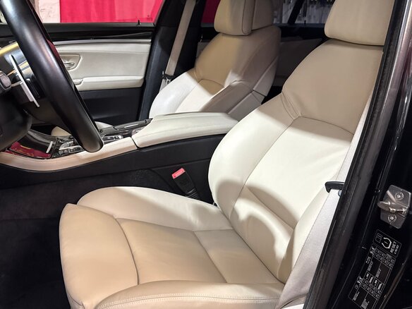 2010 BMW 5 серии 525d VI (F10/F11/F07), чёрный, 1800000 рублей - вид 16