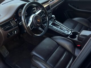2019 Porsche Macan S I Рестайлинг, чёрный, 4300000 рублей, вид 4