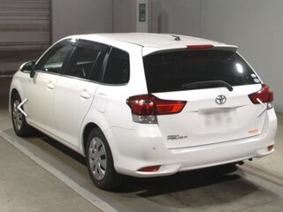 2017 Toyota Corolla Fielder XI (E160, E170) Рестайлинг 2, белый, 1500000 рублей, вид 5