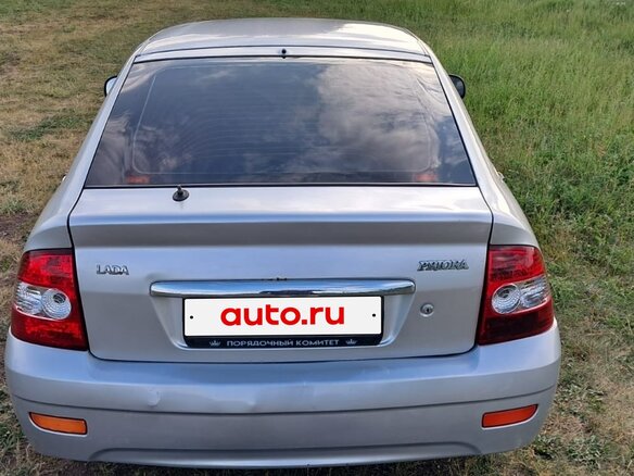 2009 Lada (ВАЗ) Priora I, серебристый, 180000 рублей - вид 2