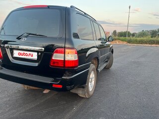 2004 Toyota Land Cruiser 100 Series Рестайлинг 1, чёрный, 1650000 рублей, вид 4