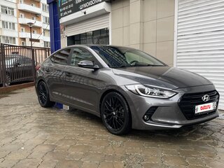 2018 Hyundai Elantra VI (AD), серый, 1420000 рублей, вид 3