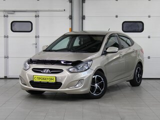 2013 Hyundai Solaris I, бежевый, 717000 рублей, вид 1