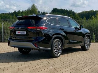 2026 Toyota Highlander IV (XU70), чёрный, 5650000 рублей, вид 5