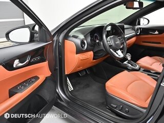 2022 Kia K3 II Рестайлинг, серый, 1576000 рублей, вид 5