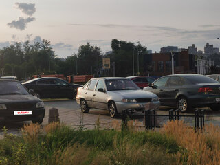 2005 Daewoo Nexia I, серебристый, 215000 рублей, вид 4