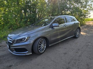 2013 Mercedes-Benz A-Класс 200 III (W176), серый, 1550000 рублей, вид 2