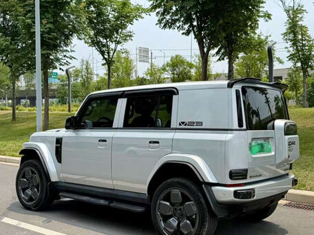 2025 iCar V23 59.93 kWh, серебристый, 1890000 рублей, вид 4