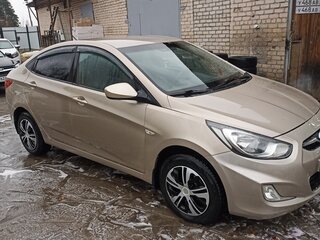 2012 Hyundai Solaris I, бежевый, 630000 рублей, вид 2
