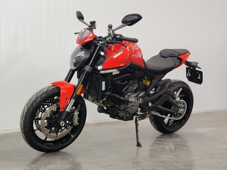 2022 Ducati Monster 937, красный, 999000 рублей, вид 4