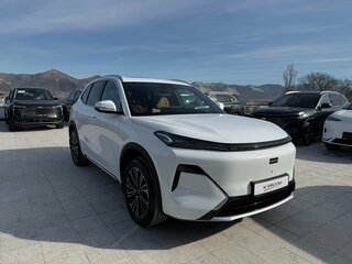 2026 Geely EX5 Гибрид EM-R, белый, 3829990 рублей, вид 1