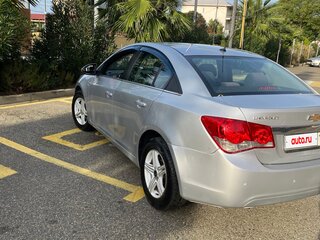 2011 Chevrolet Cruze I, серебристый, 730000 рублей, вид 4