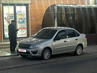 2013 Lada (ВАЗ) Granta I, серебристый, 500000 рублей, вид 2