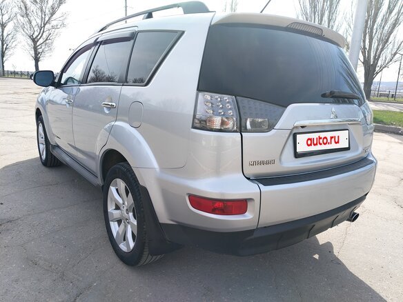 2012 Mitsubishi Outlander II Рестайлинг, серебристый, 1580000 рублей - вид 11