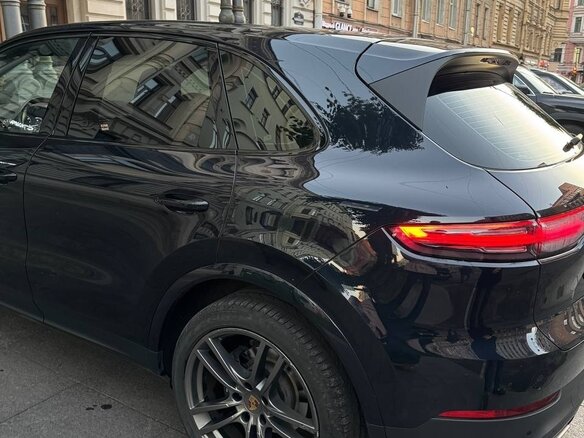 2020 Porsche Cayenne III, синий, 9450000 рублей - вид 9