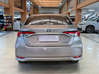 2022 Toyota Corolla XII (E210), серебристый, 1520000 рублей, вид 5