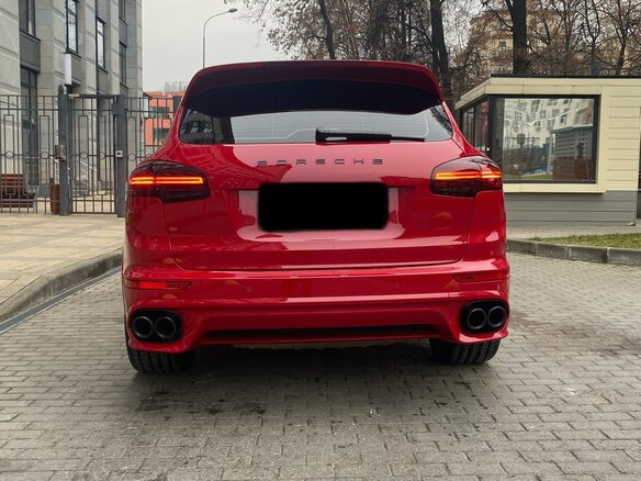 2016 Porsche Cayenne Diesel II Рестайлинг (958), красный - вид 5