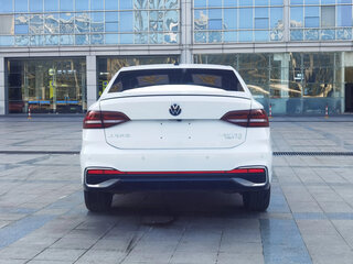 2022 Volkswagen Lavida III Рестайлинг, белый, 1141007 рублей, вид 5