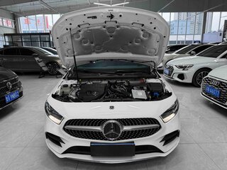 2022 Mercedes-Benz A-Класс 180 Long IV (W177) Рестайлинг, белый, 1510000 рублей, вид 3