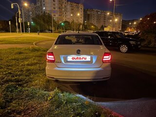 2019 Volkswagen Polo V Рестайлинг, белый, 750000 рублей, вид 2
