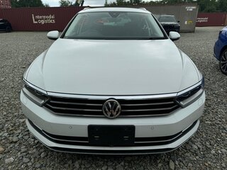 2017 Volkswagen Passat B8, белый, 1800000 рублей, вид 2