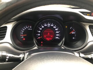 2016 Kia Ceed II Рестайлинг, серебристый, 1300000 рублей, вид 5