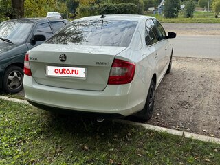 2017 Skoda Rapid I, белый, 950000 рублей, вид 4
