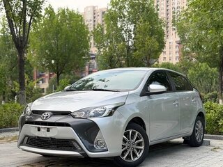 2022 Toyota Yaris L XP150 Рестайлинг, белый, 1270000 рублей, вид 1