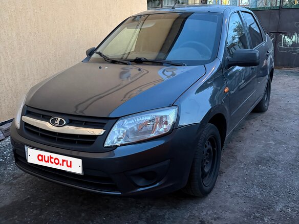 2015 Lada (ВАЗ) Granta I, серебристый, 290000 рублей