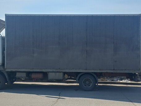 1990 Mercedes-Benz 814, белый, 800000 рублей, вид 3