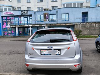 2011 Ford Focus II Рестайлинг, серебристый, 698900 рублей, вид 4