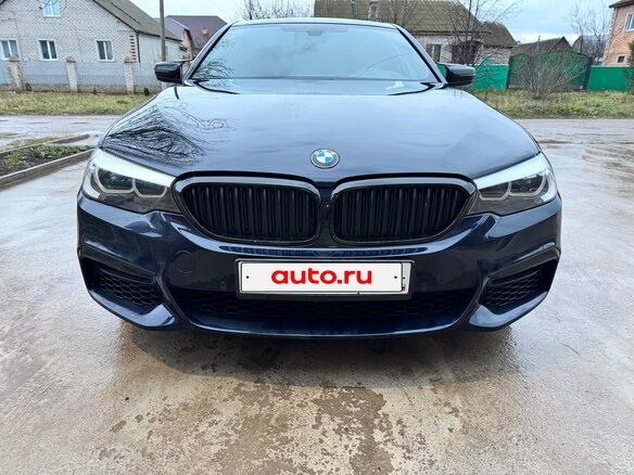 2020 BMW 5 серии 520d xDrive VII (G30/G31/G38), чёрный, 3199999 рублей - вид 2
