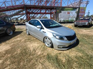2013 Kia Rio III, серебристый, 950000 рублей, вид 1