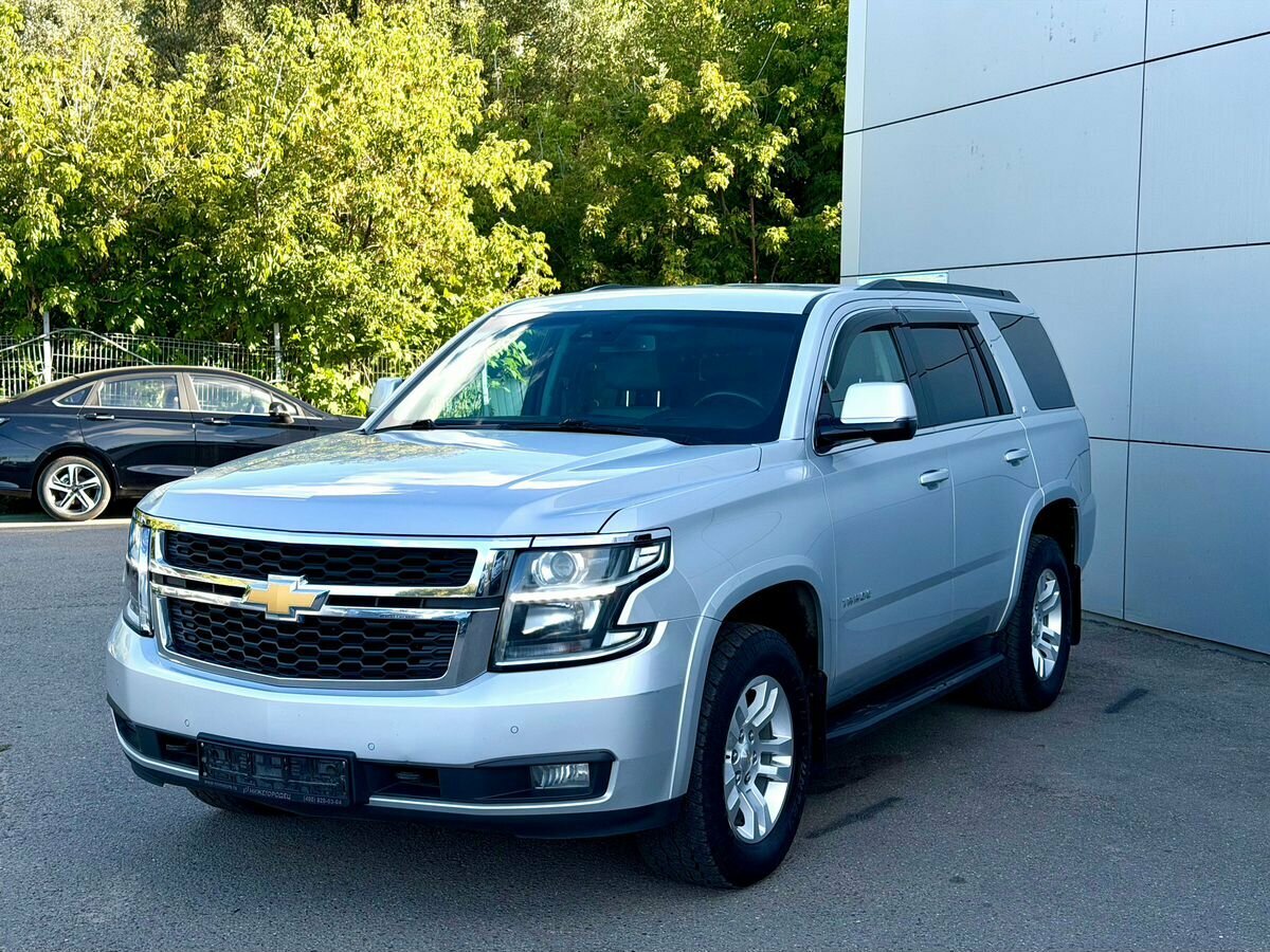 Открыть фотографии: Chevrolet Tahoe IV