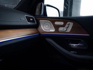 2024 Mercedes-Benz GLS 450 II (X167) Рестайлинг, чёрный, 12925000 рублей, вид 4
