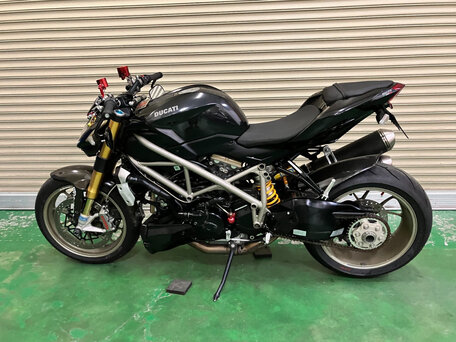 2010 Ducati Streetfighter, чёрный, 520000 рублей, вид 2