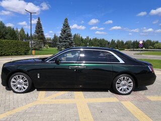 2021 Rolls-Royce Ghost Extended II (Series I), зелёный, 40000000 рублей, вид 3