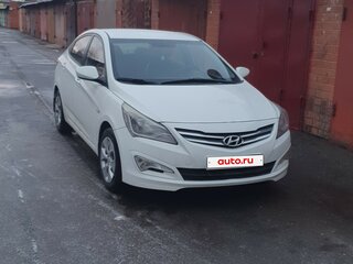 2016 Hyundai Solaris I Рестайлинг, белый, 860000 рублей, вид 2