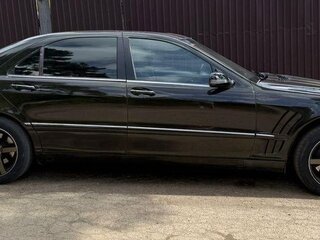 2001 Mercedes-Benz S-Класс 500 Long IV (W220), чёрный, 900000 рублей, вид 2