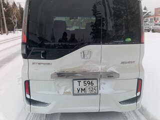 2019 Honda Stepwgn Spada V Рестайлинг, белый, 2550000 рублей, вид 4
