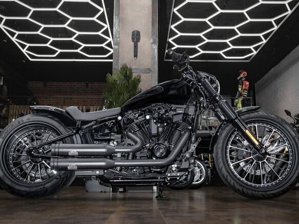 2026 Harley-Davidson Breakout, чёрный, 3290000 рублей - вид 12