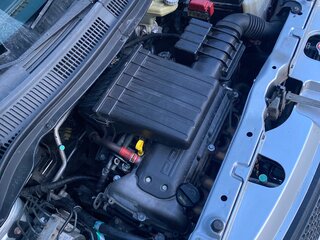 2005 Suzuki Swift AMT III, серебристый, 520000 рублей, вид 4